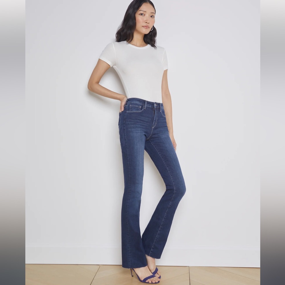 L'AGENCE Ruth High Waist Raw Hem
Straight Leg Jeans Venus
